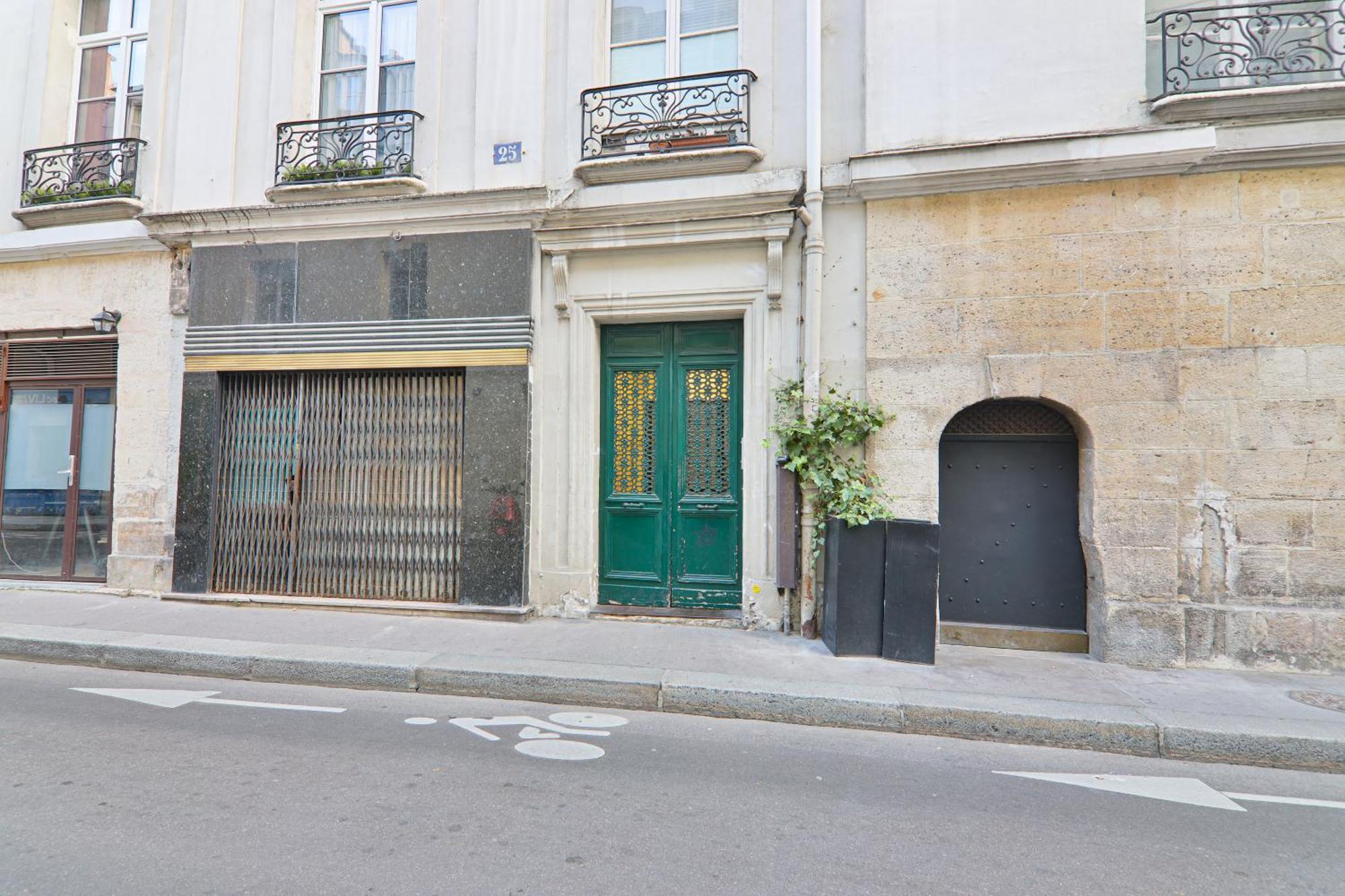 Appartement Quartier Place Des Vosges Париж Екстериор снимка